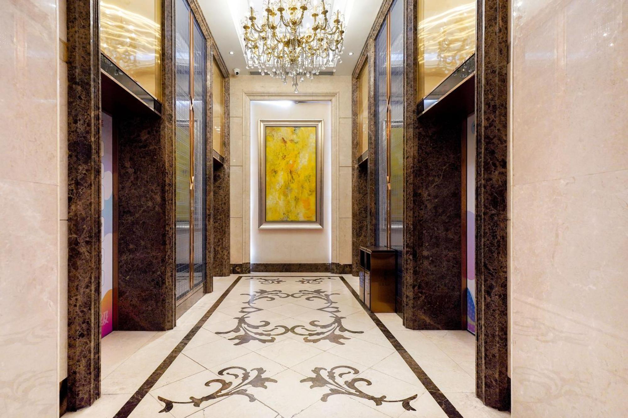 Ht Legend Hotel Changgang Metro Station Exit F -Direct To Canton Fair Buitenkant foto