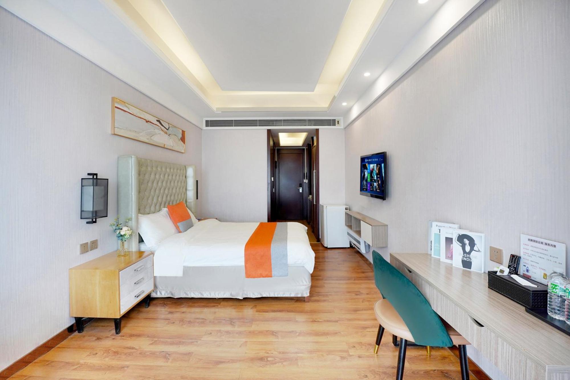 Ht Legend Hotel Changgang Metro Station Exit F -Direct To Canton Fair Buitenkant foto
