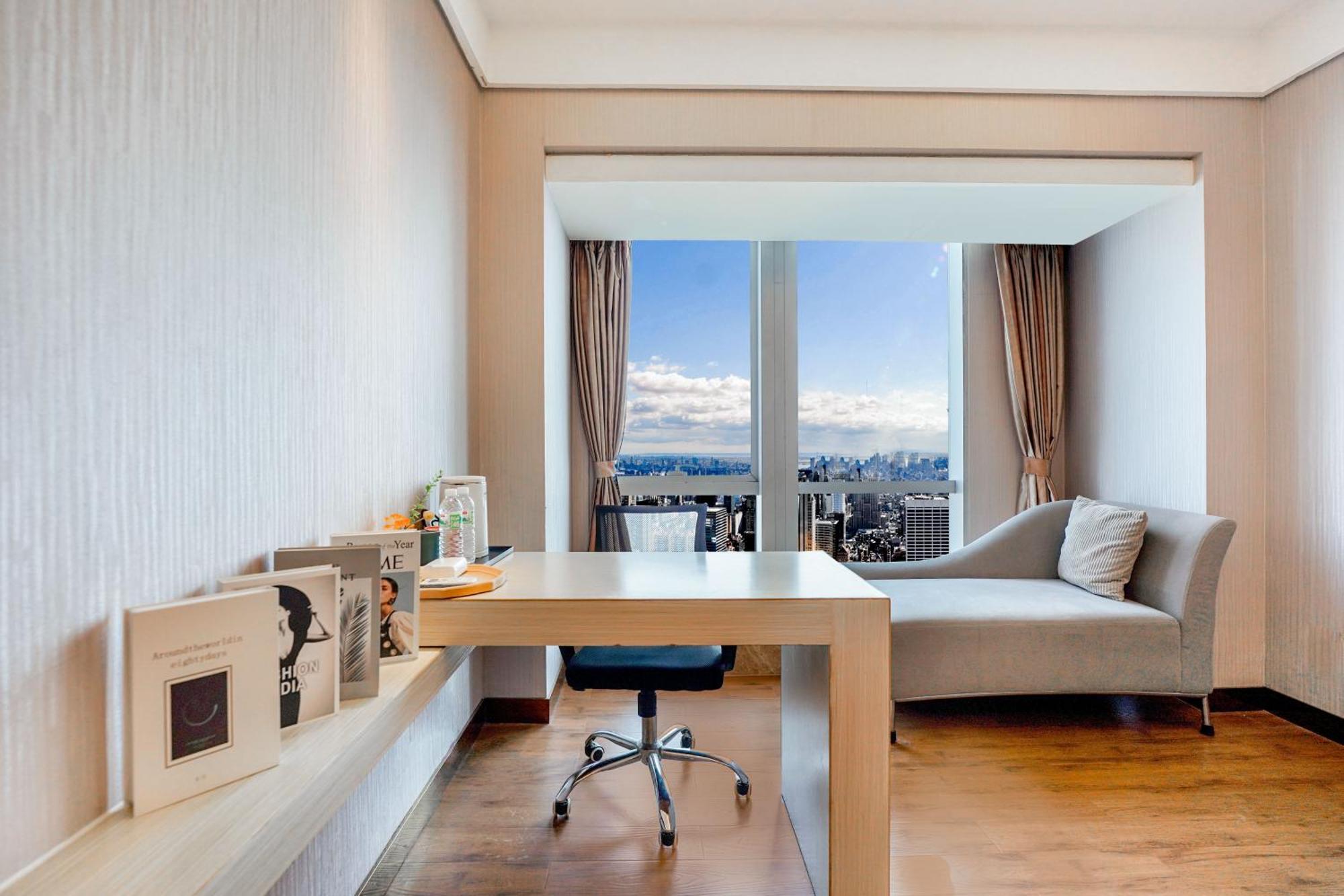 Ht Legend Hotel Changgang Metro Station Exit F -Direct To Canton Fair Buitenkant foto